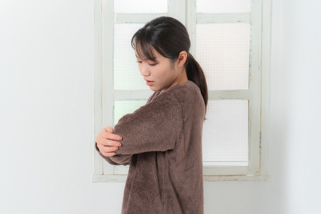 肘の痛みとは